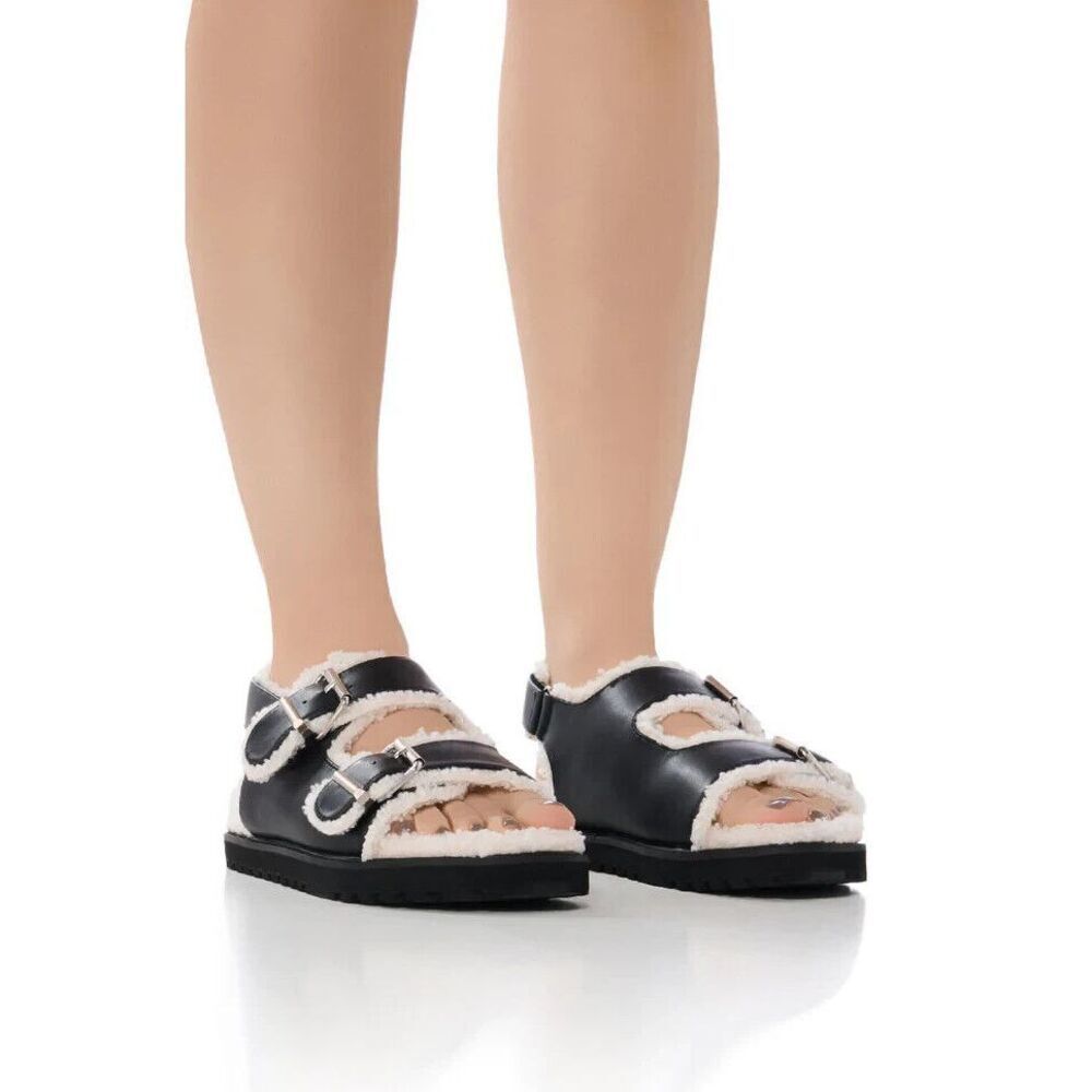 AZALEA WANG HOXTON FUZZY SANDAL IN BLACK Size 8
